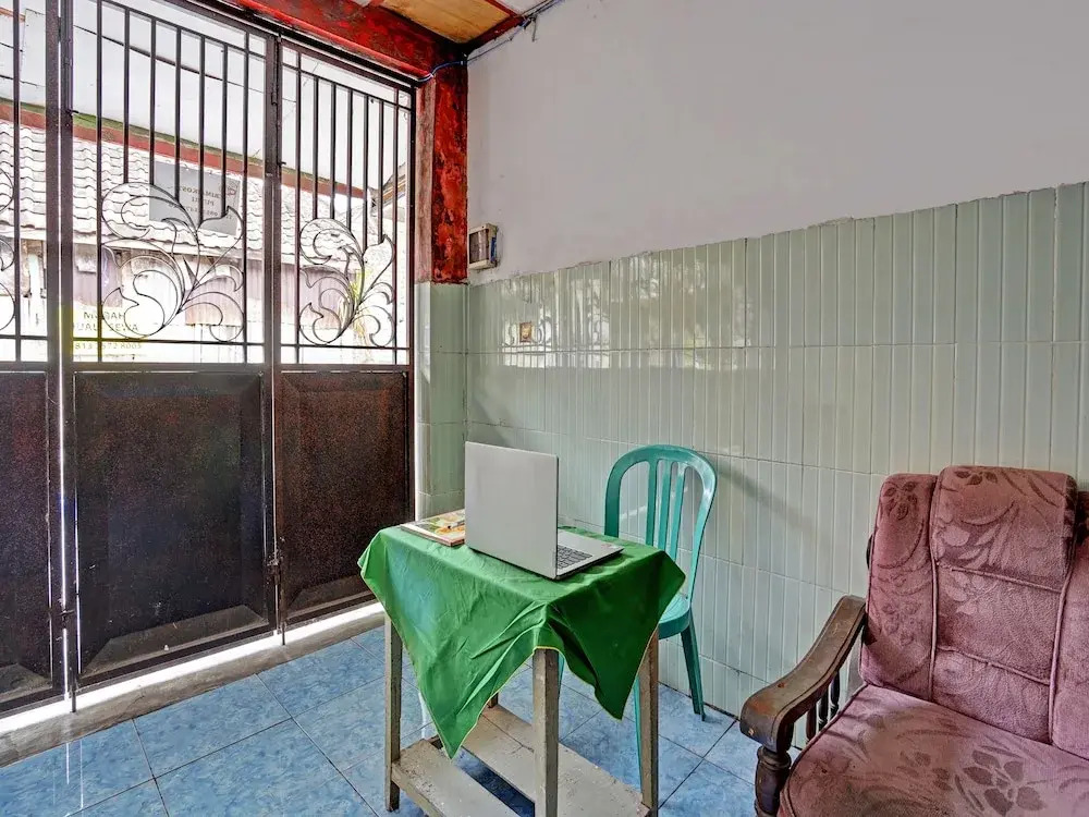 Hotel O Sidomulyo Kost Syariah