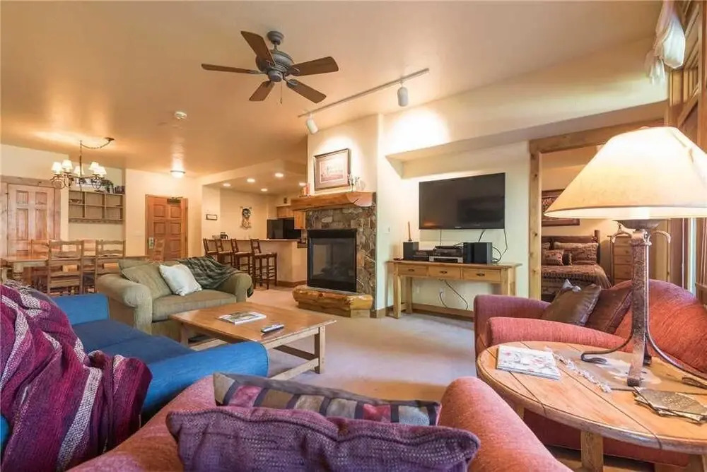 Tl2108 Fall in Love With This Beautiful Mountain Condo, Prime Location! Winter Specials!