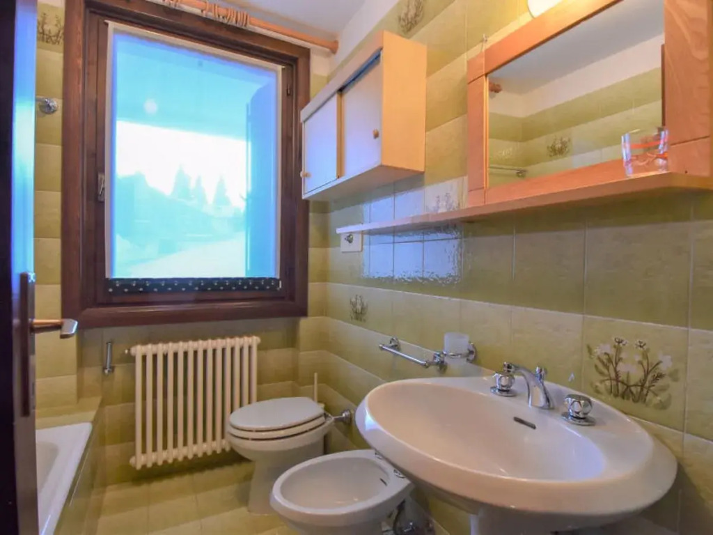 Frassan Apartment 17185