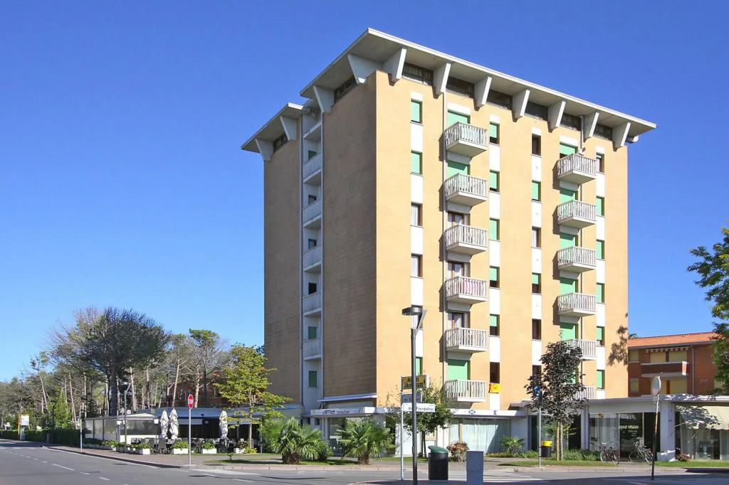 Apartment in Bibione Pineda Near Shopping