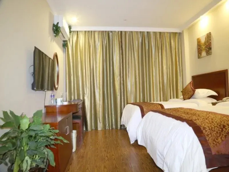 GreenTree Inn Wuxi Yixing Wanshi Wanshan Road Express Hotel