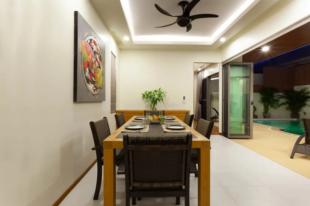 New Boutique Pool Villa Sequoia Close to Rawai and Naiharn Beach