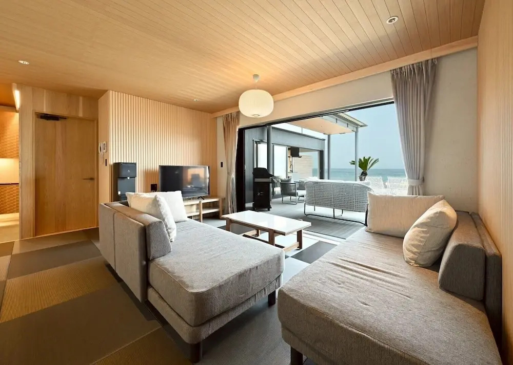 SIOKUMIHAMA  Sea  Side  Villa  HAMATSUZURI
