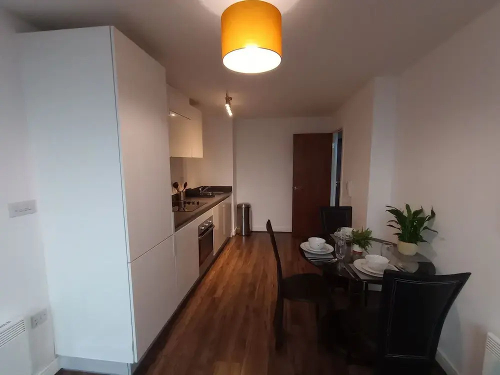 Lovely-cozy Apartment in Brierley Hill