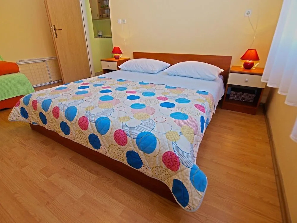 Apartment 1230