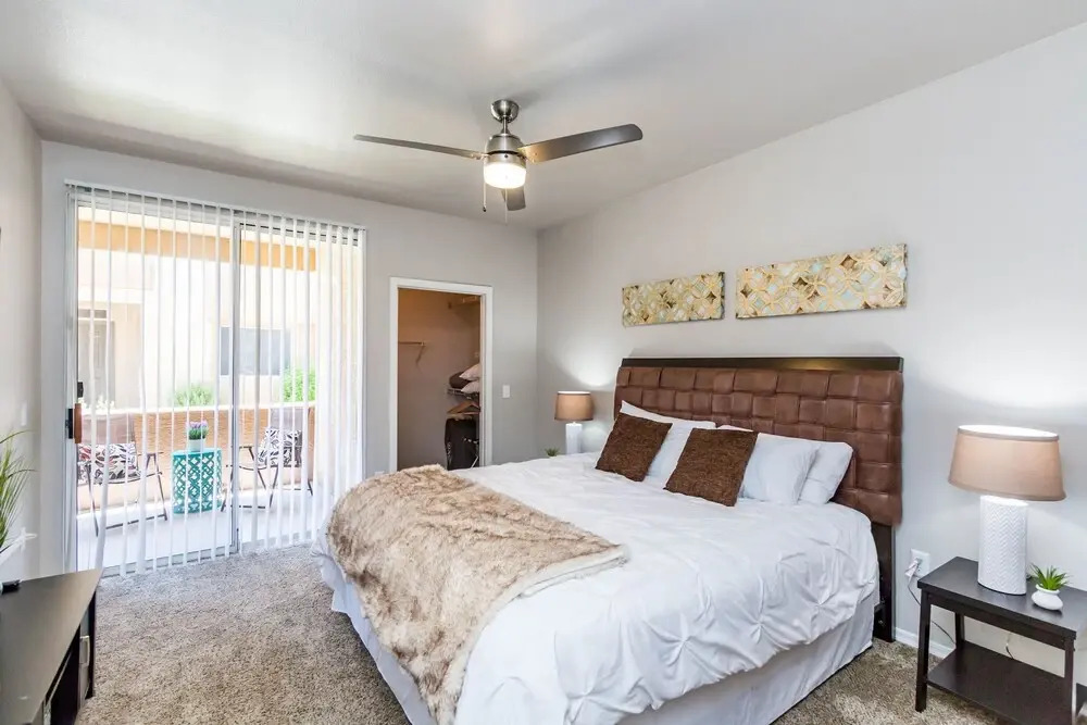 Executive 3 BR King, Close to Kierland & TPC w Parking 1025