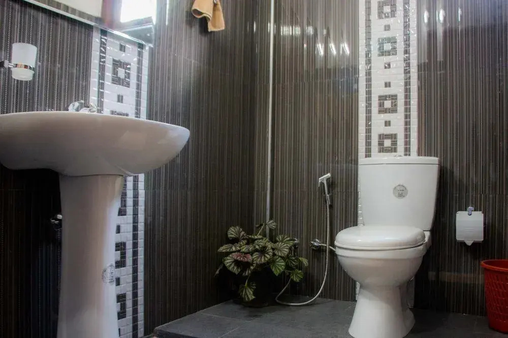 Aloys Residence