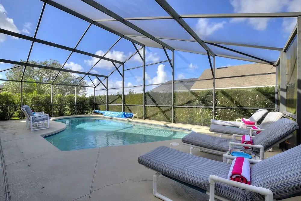 3 Bed Private Rear Games Room Gated Community