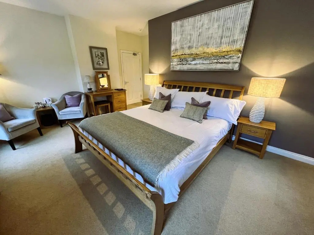 Ravenstone Lodge Country House Hotel