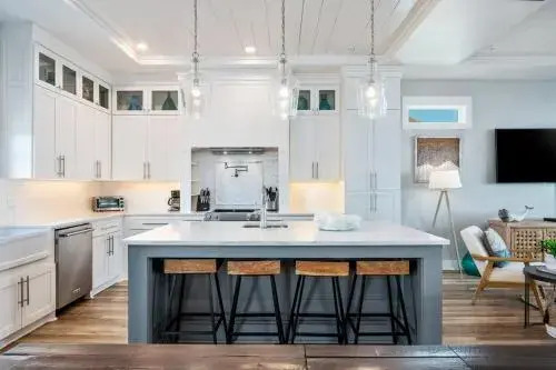 Ez Come Ez Geaux 4 Bedroom Home by Redawning