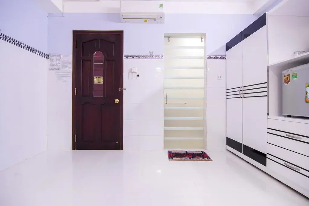RedDoorz Plus near Ben Thanh Market