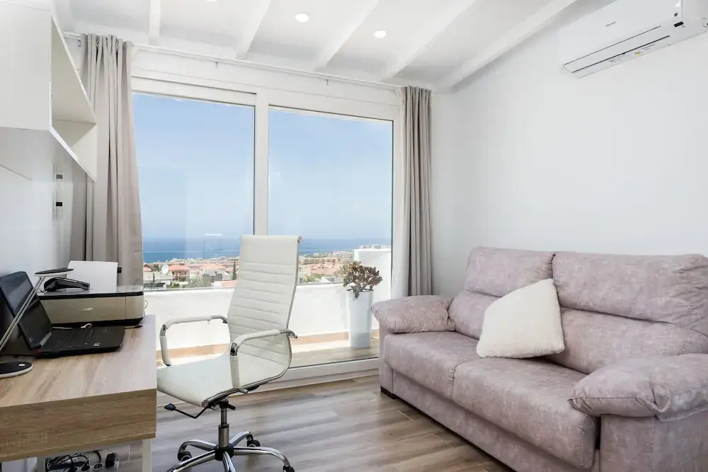 VILLA VALENTINA OCEAN VIEW HEATED Pool