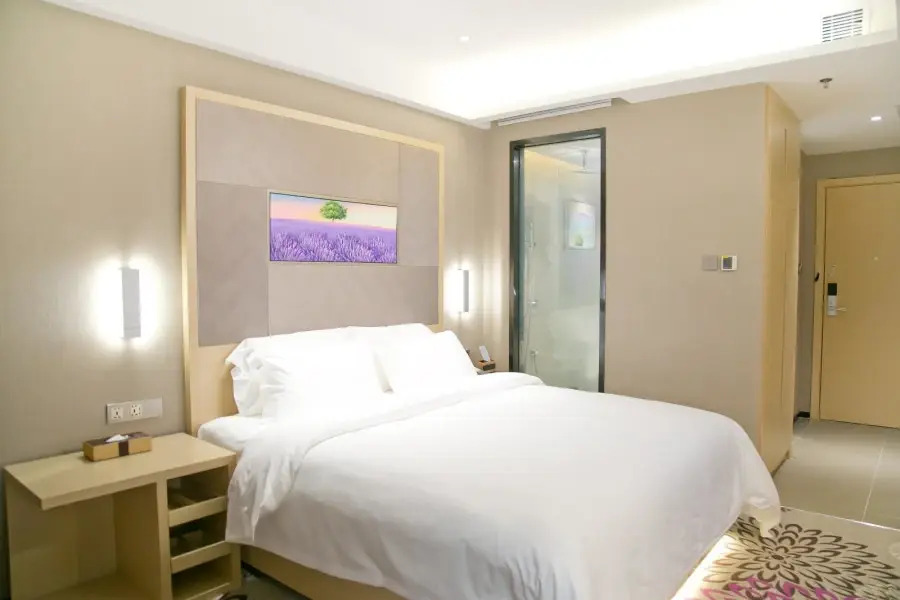 Lavande Hotels Shenzhen Longgang Dayun Center Jixiang Metro Station