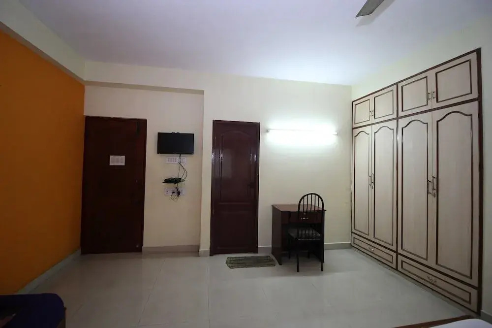 ULO Pearl Corporate Residency