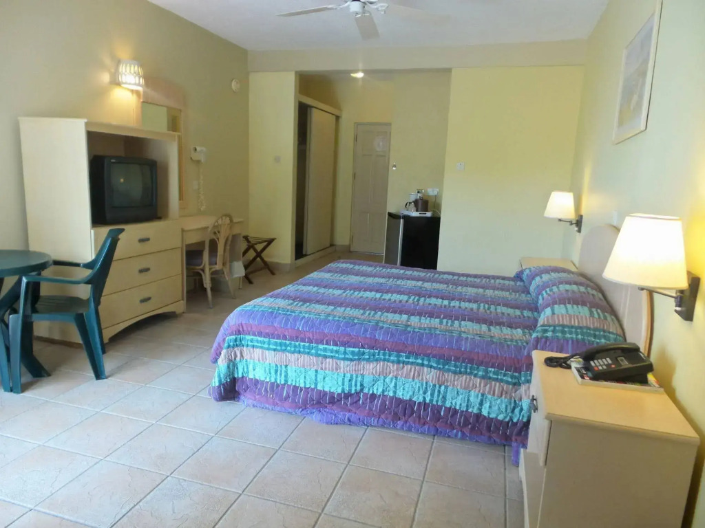 Allamanda Beach Hotel