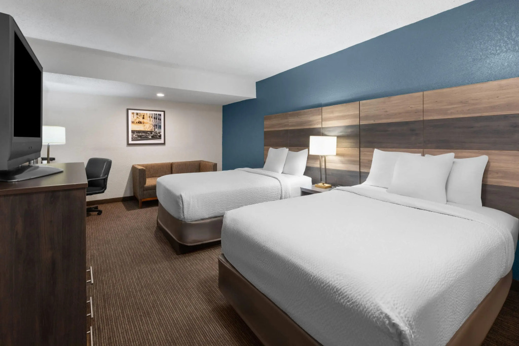 Baymont by Wyndham Downtown Detroit