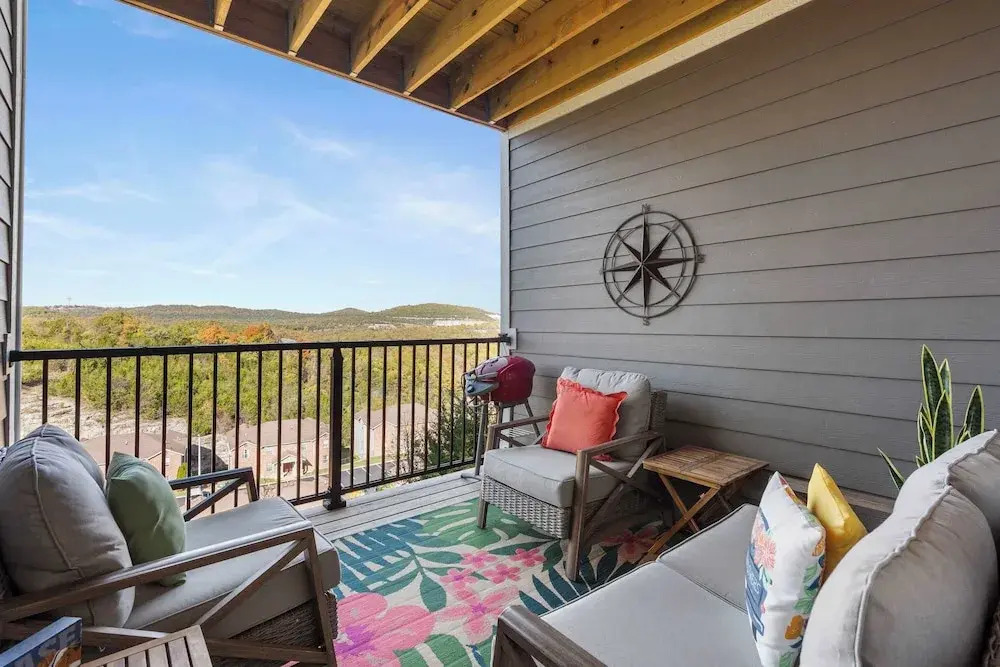 Crossroads Vistas - 3bdr Condo