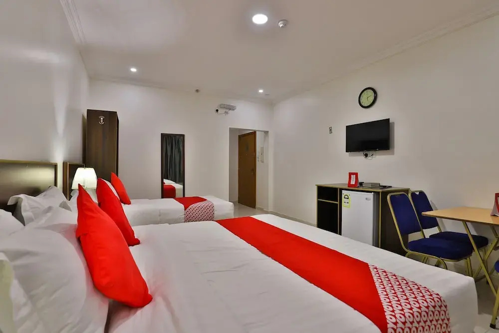 OYO 323 Aknan Ohod Hotel