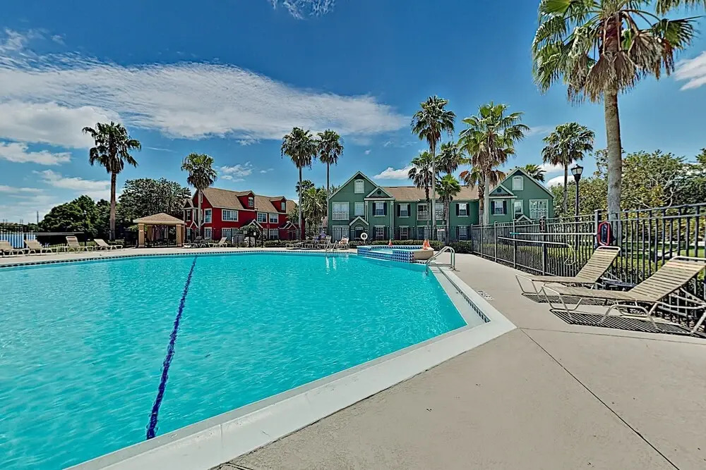 Captivating Extended Stay Or Corporate Rental 2 Bedroom Townhouse