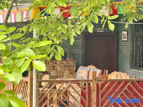 Bachu Lin'Ga Folk Culture Hotel