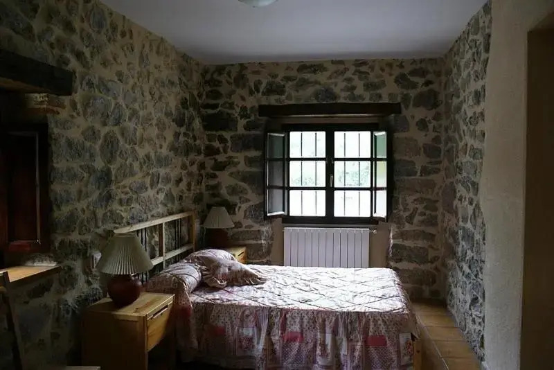 El Pontarron Apartamentos