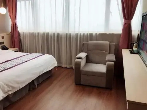 GYA Shanghai West Youyi Road Subway Station Hotel