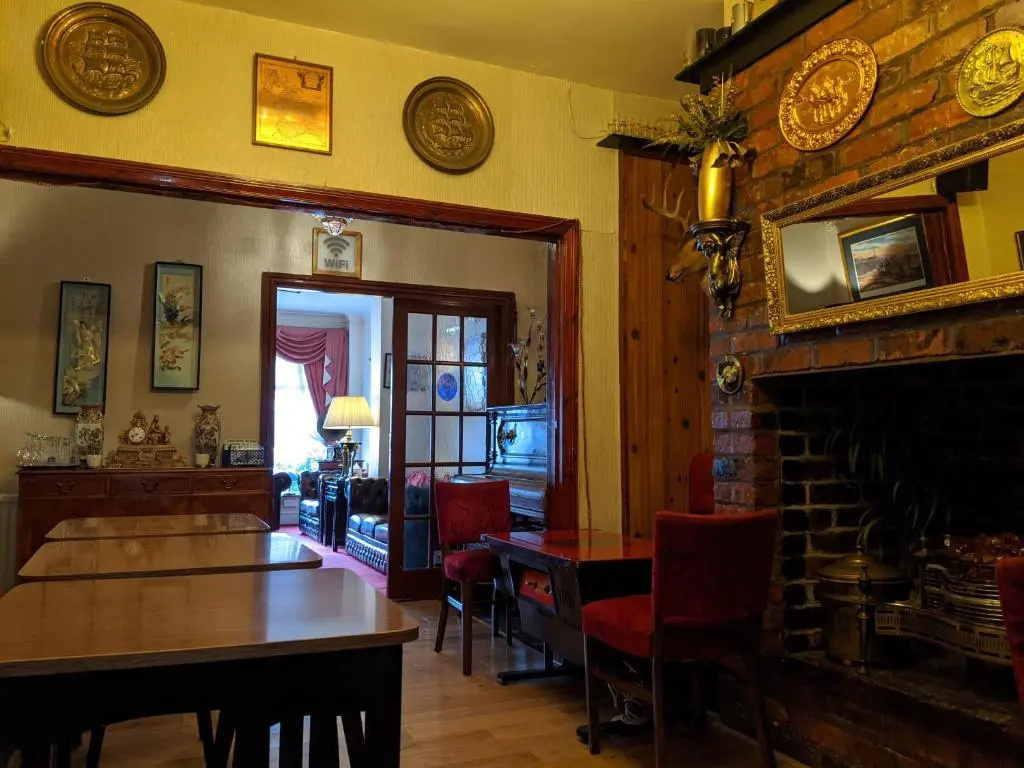 The New Guilderoy Hotel