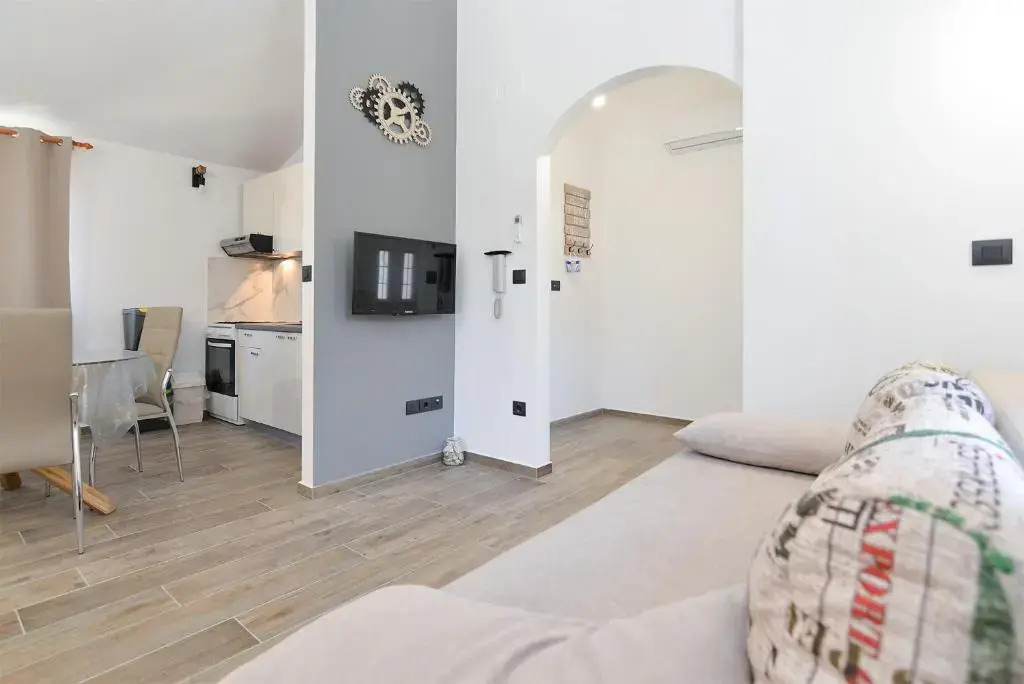 Apartment 1701