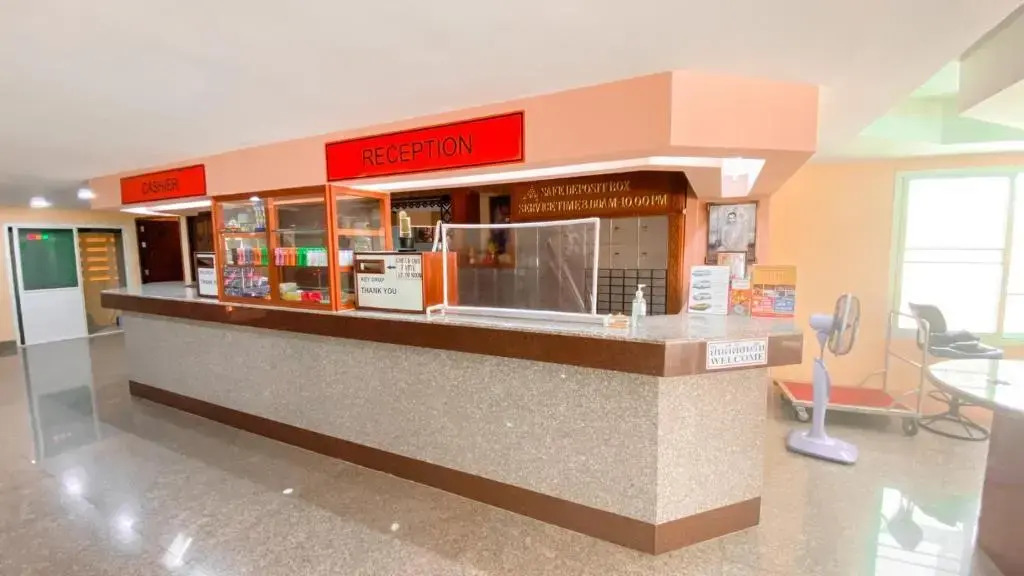 A.A. Pattaya Golden Beach Hotel