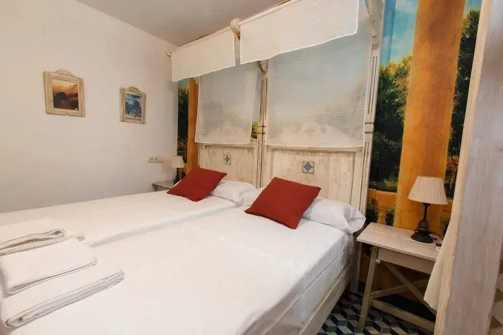 Hostal la Plaza Tolox