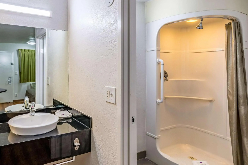 Motel 6-Bellmead, TX - Waco
