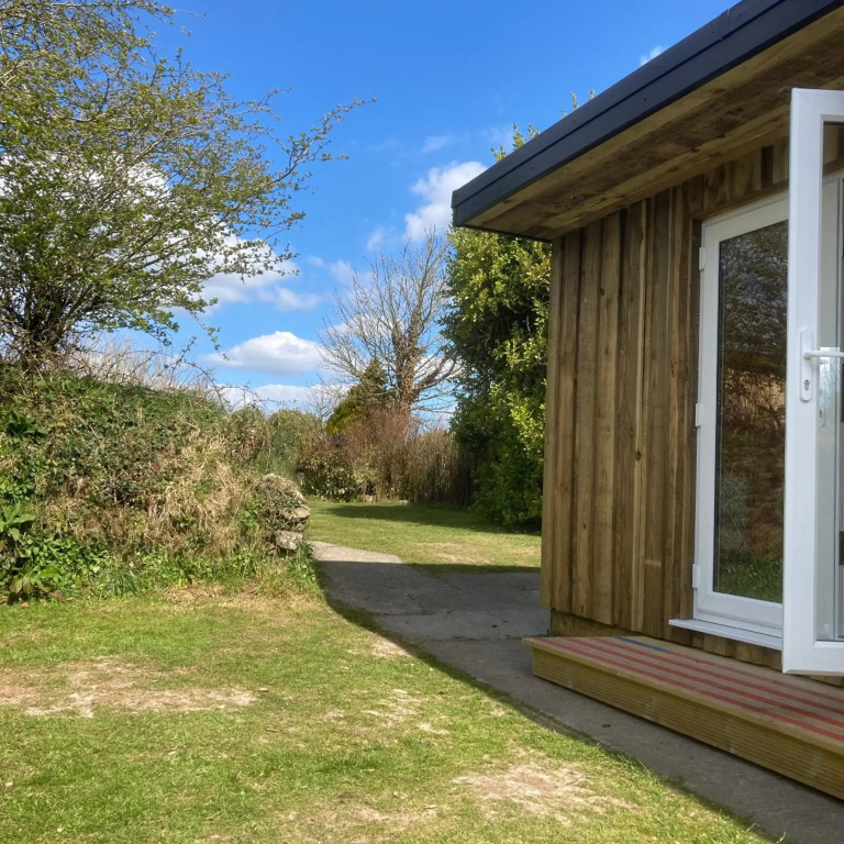 Woodpecker Glamping Cabin