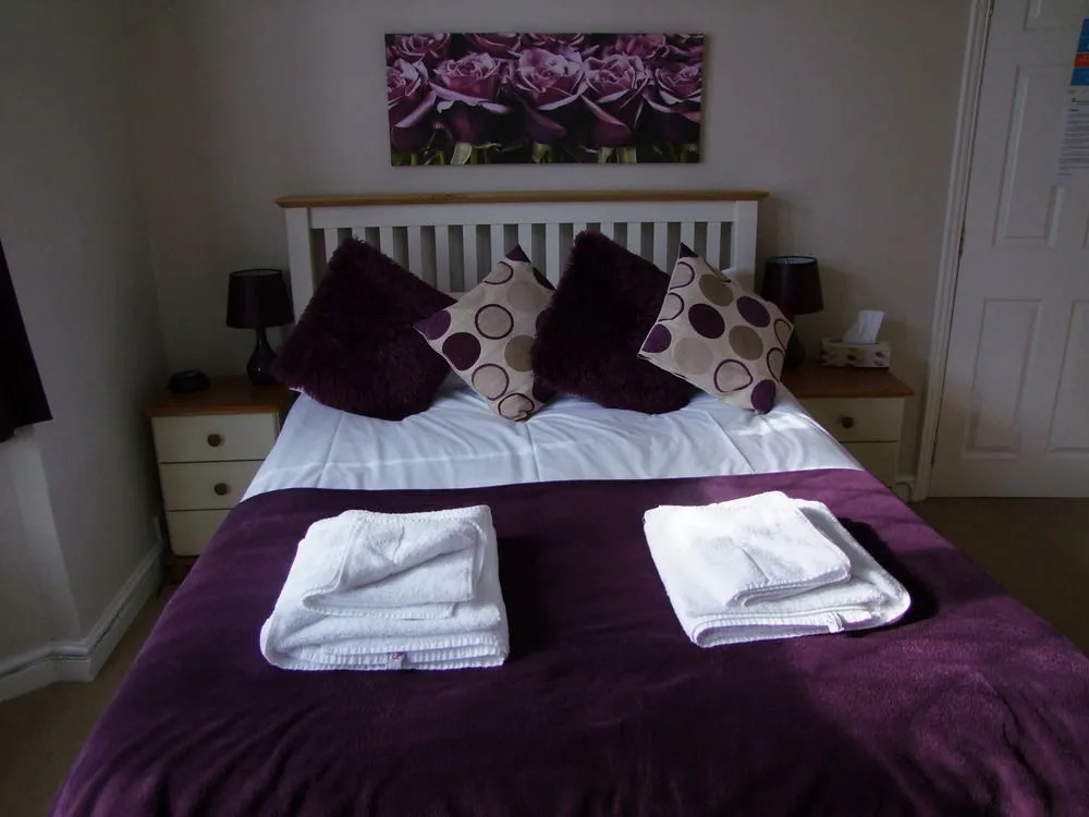 Eden End Guest House