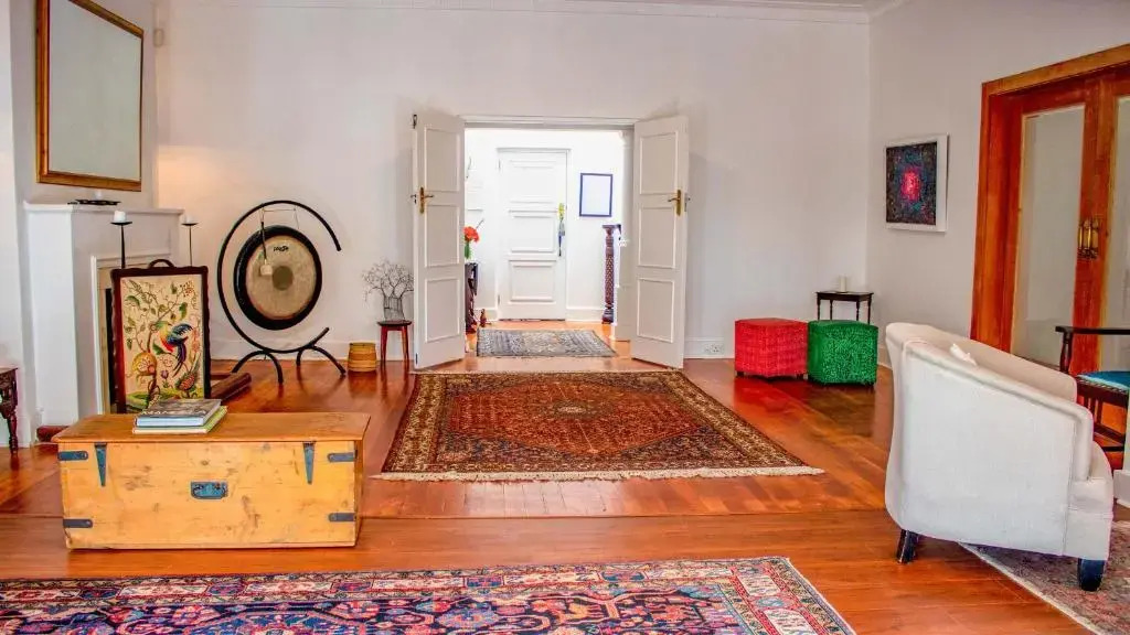 4 Living Guesthouse