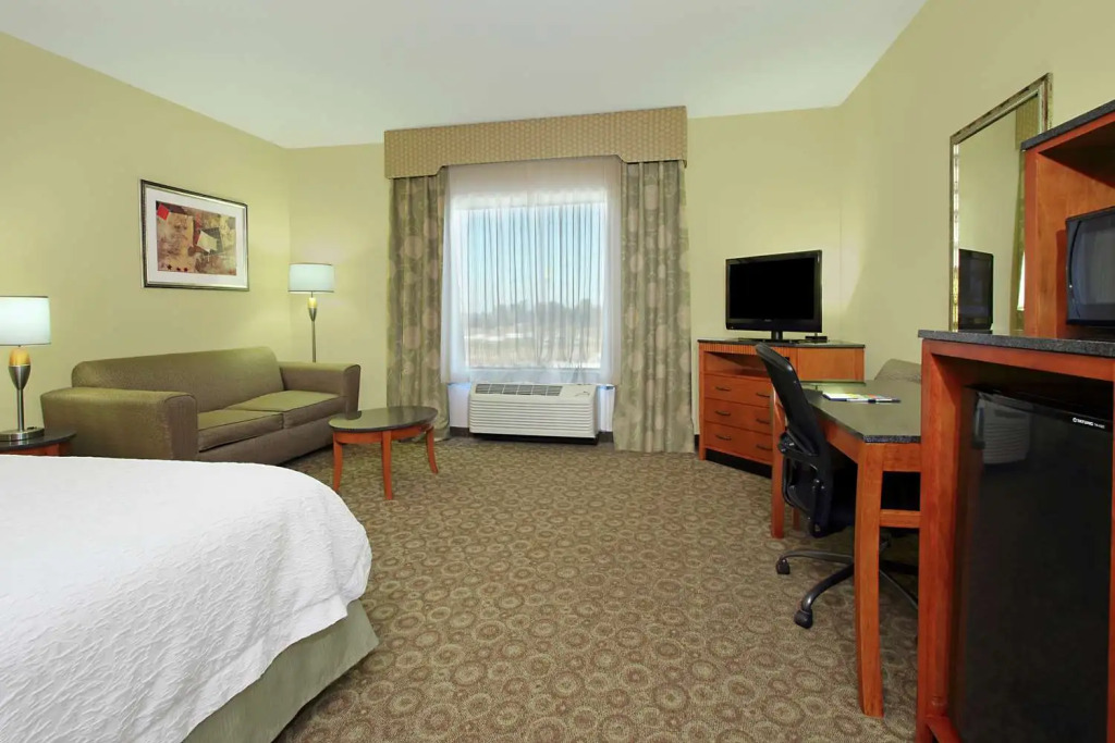 Hampton Inn & Suites Buffalo