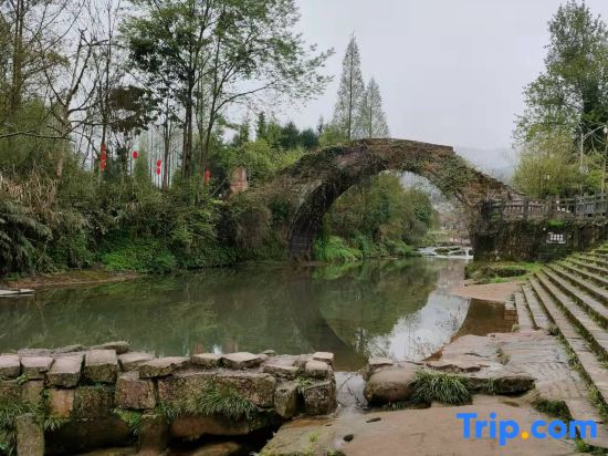 Shangli Ancient Town Liping Mountain House