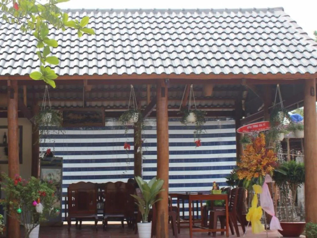 Nhat Lan Resort