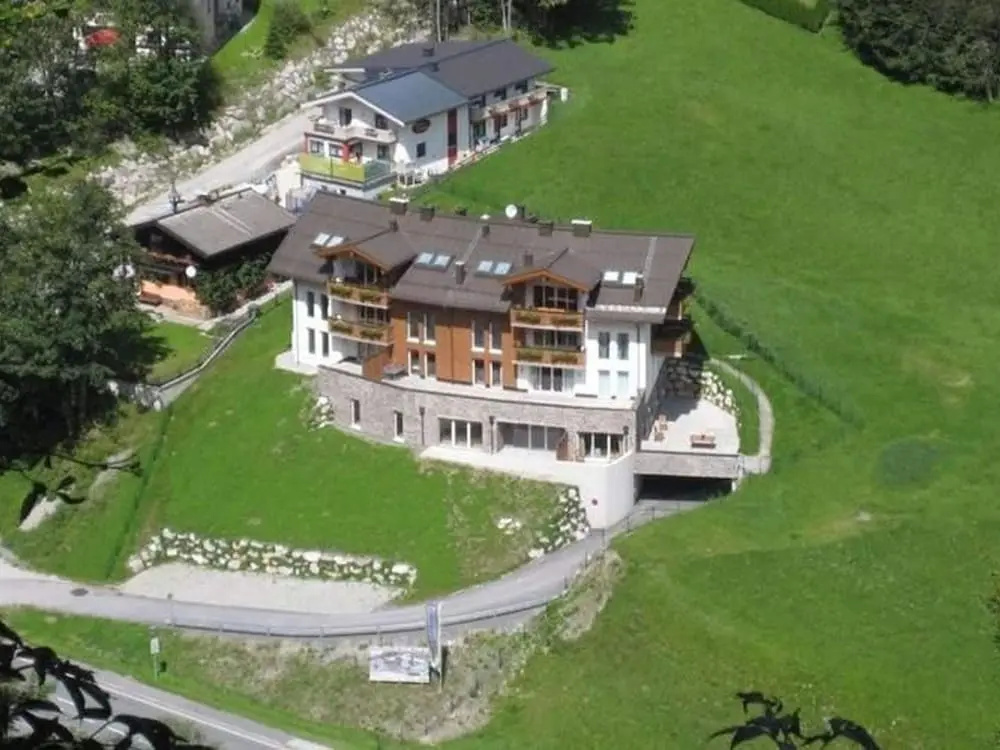 Ski In, Ski Out in Saalbach near Zell am See Xpress