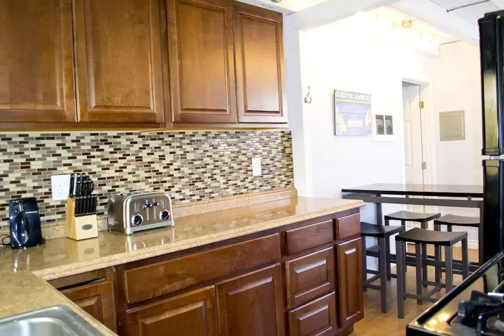 Mission Cottage 3380