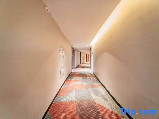 Weishan Borrman Hotel (Kuiwen Dong Road)