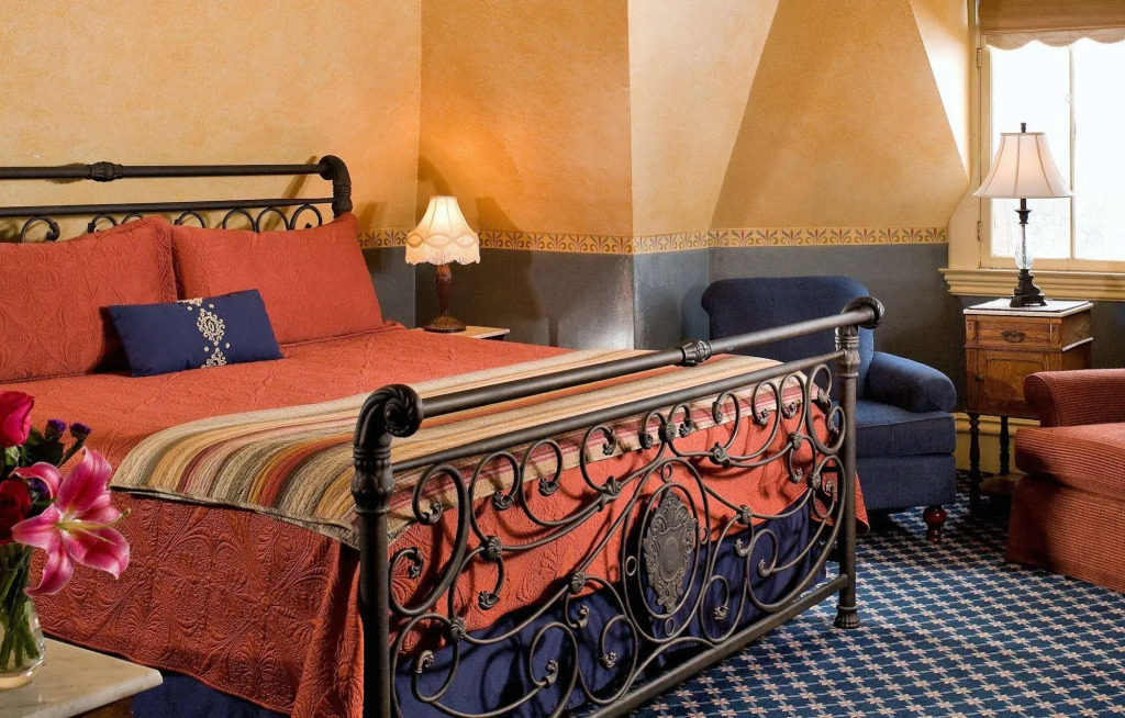The Kalamazoo House Downtown Hotel and Suites