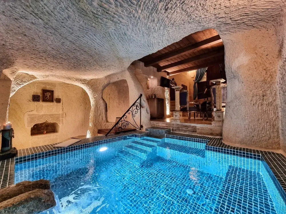 Elysion Cave Suites
