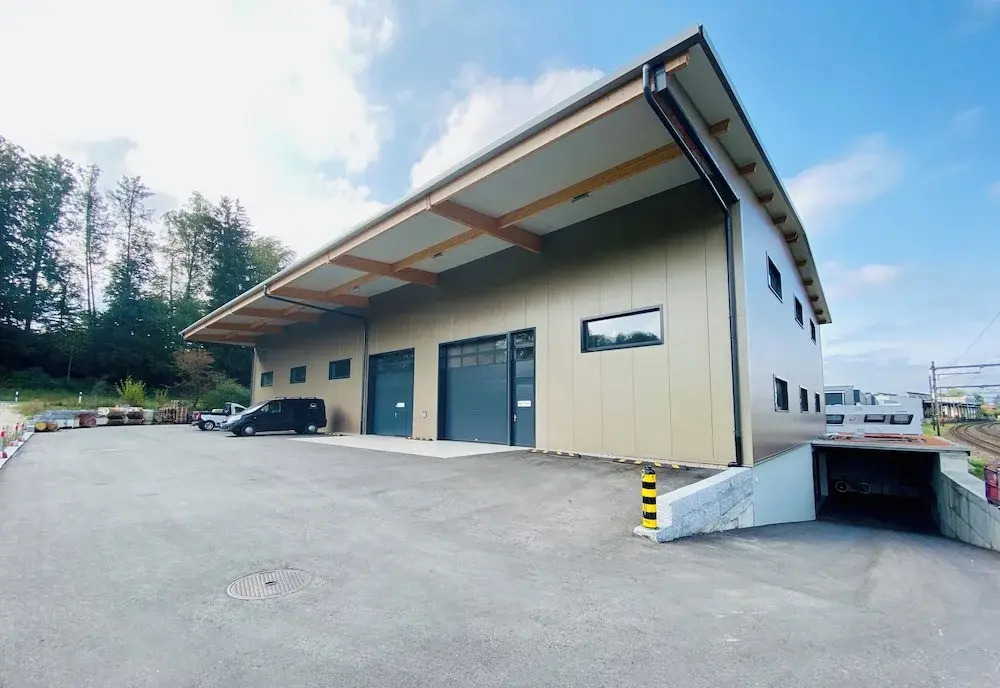 ZIMMERzuVERMIETEN.ch Deitingen Industrie
