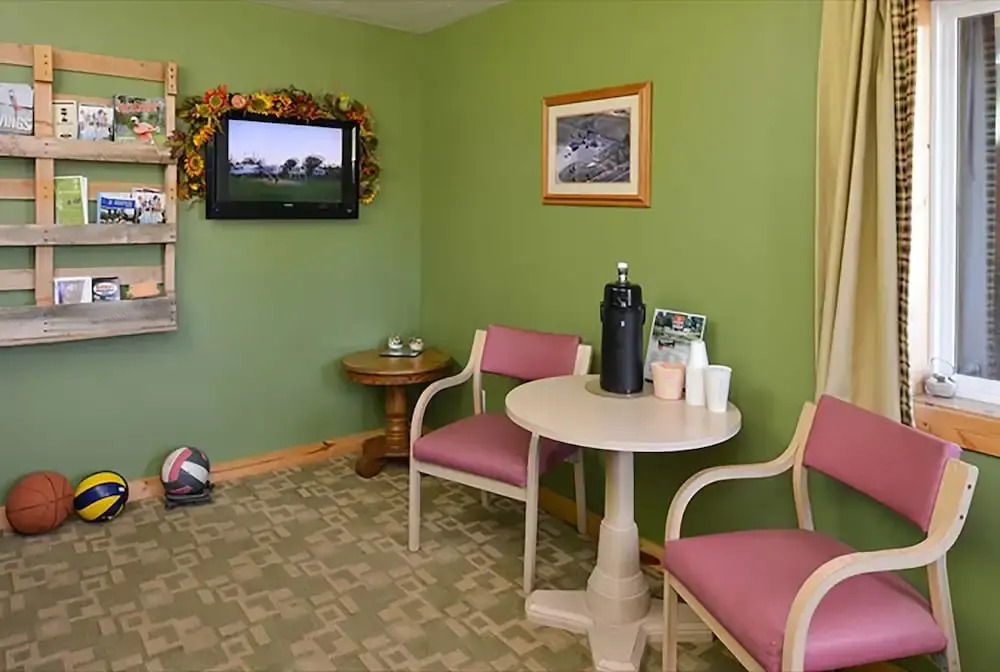 Cruise Inn RV Park and Lodging