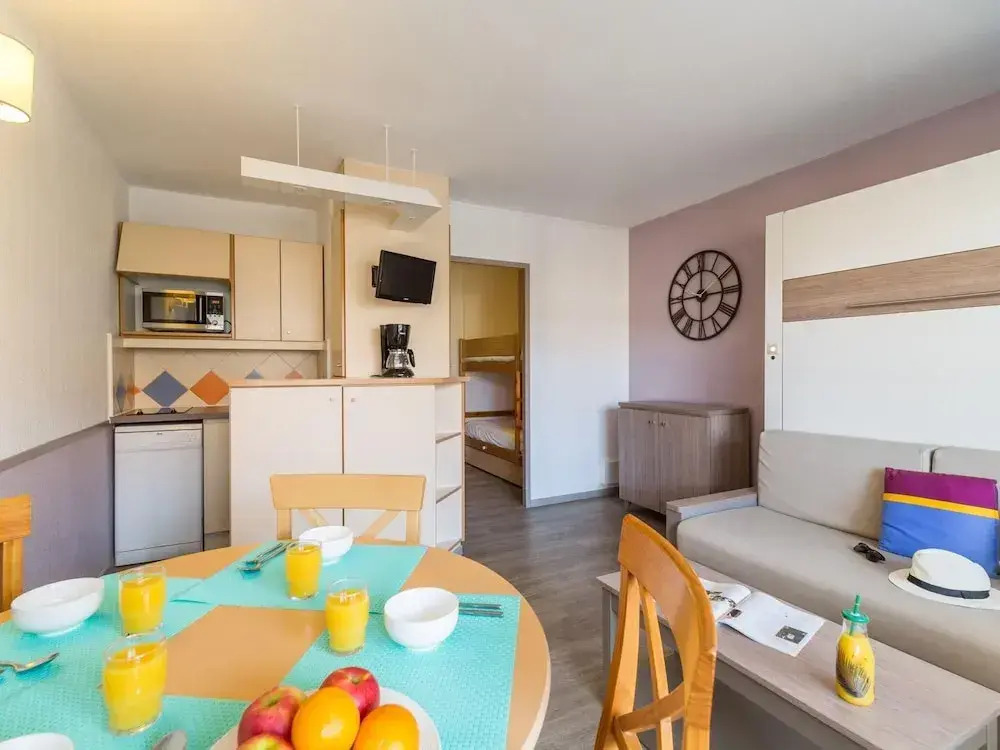 Air-conditioned Studio in Sainte Maxime