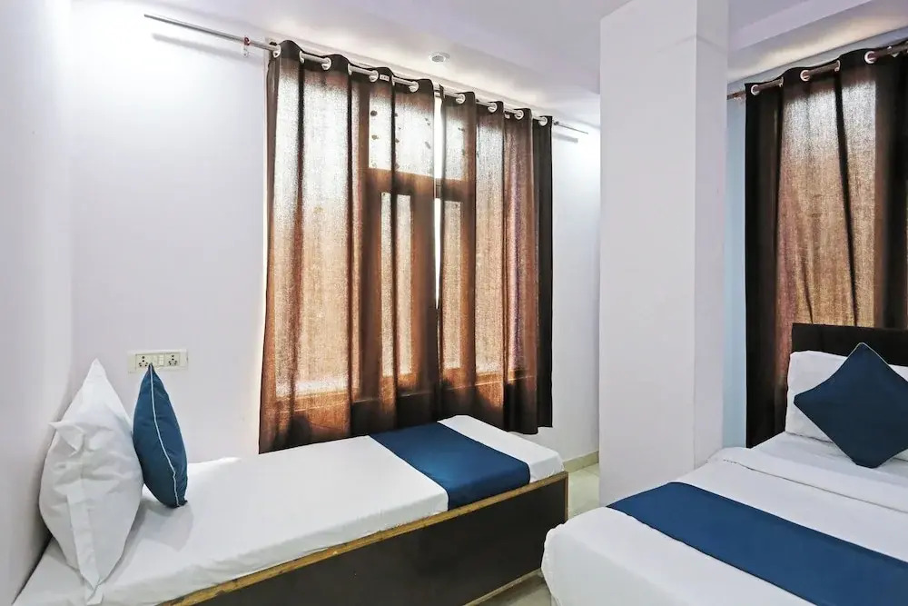 FabHotel Grand Victory