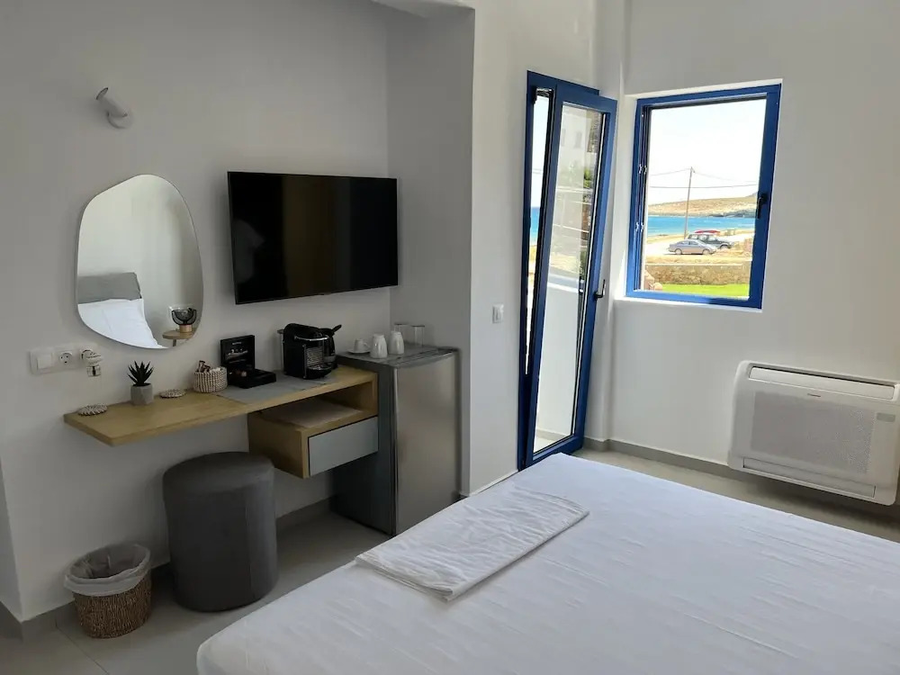 Kythera Beach Apartments
