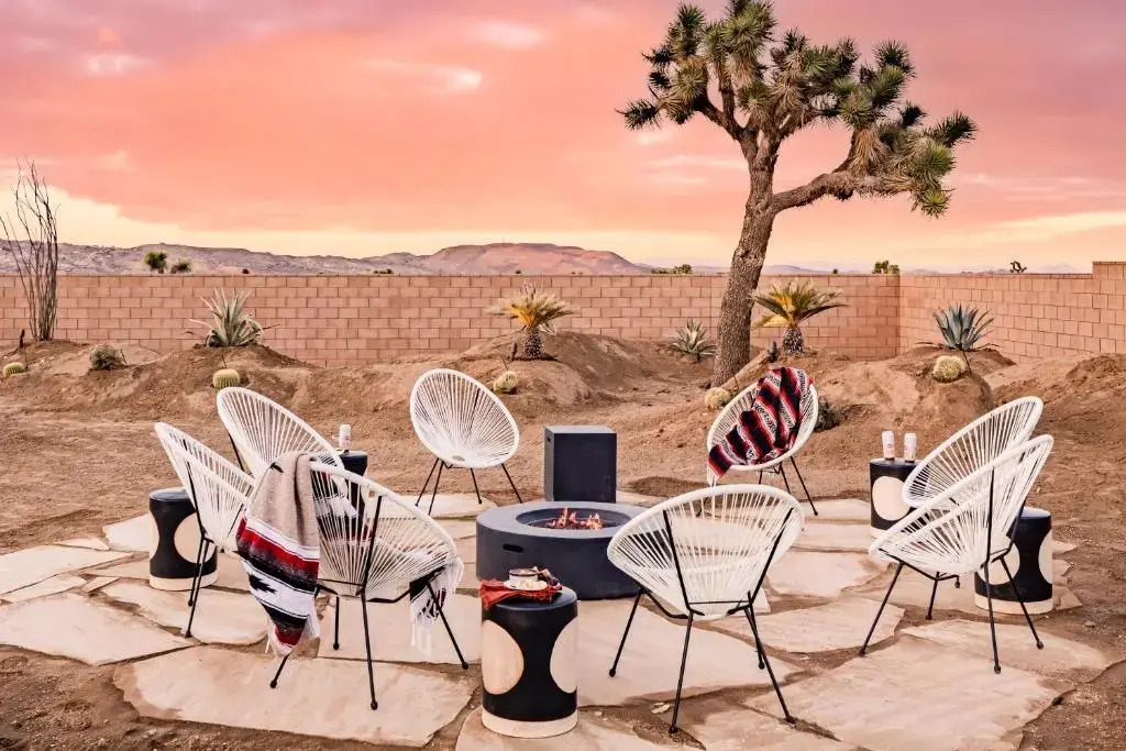 Flora by Avantstay Modern & Private Desert Oasis on Large Grounds w/ Pool & Bocce Ball!