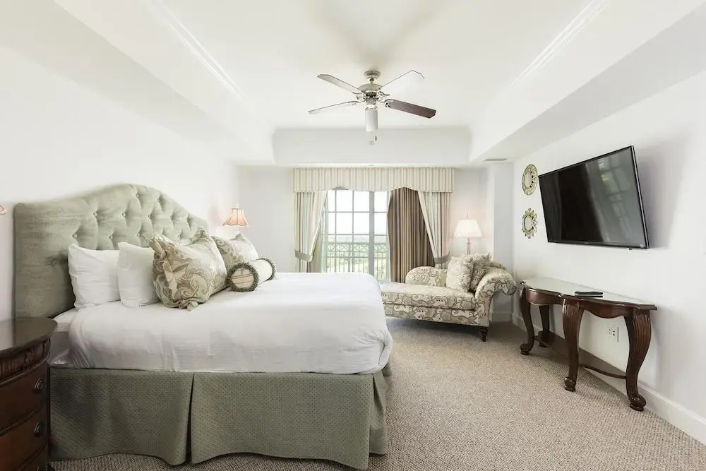 Reunion Resort Grande Living