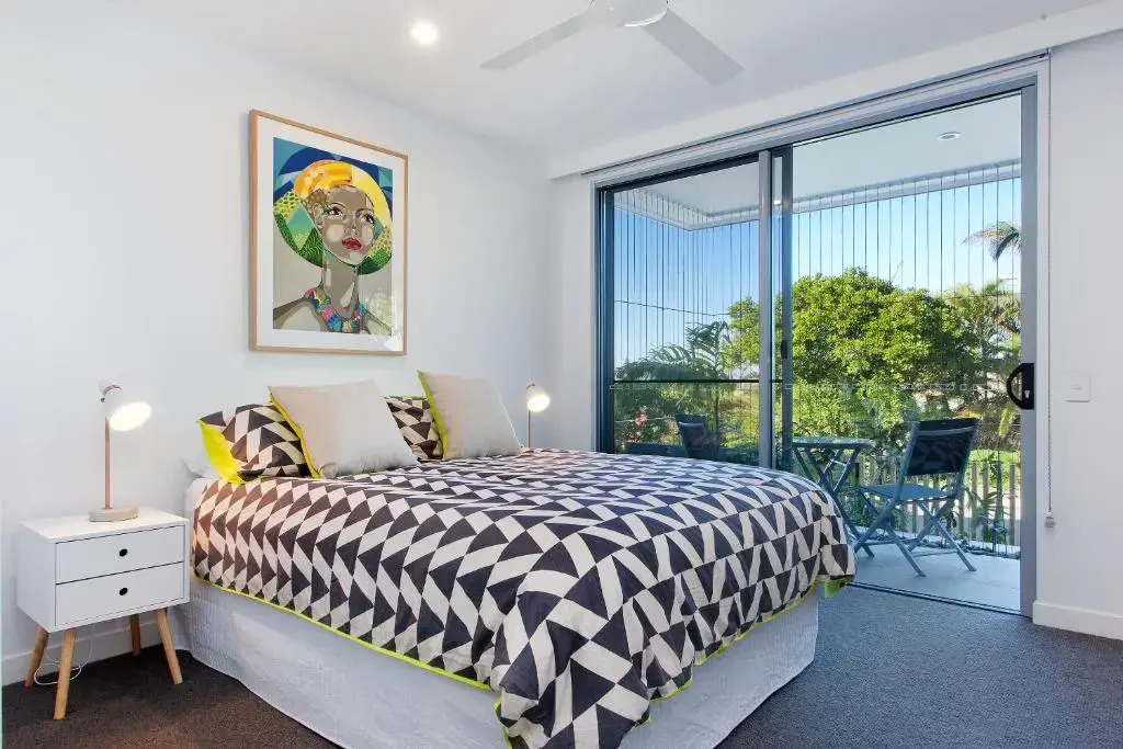 Blueys Beach House - 5 Bedroom